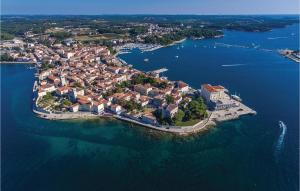 1 Bedroom Stunning Apartment In Porec