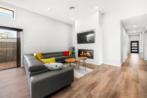 Catch & Relax - Pet Friendly - 4 Mins Walk to Beach