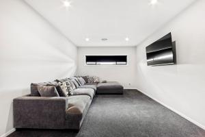 Catch & Relax - Pet Friendly - 4 Mins Walk to Beach