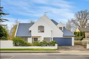 Christchurch Airport House
