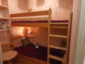 Studio confortable avec accès pistes, navette et parking. Pour 4 pers. - FR-1-358-139