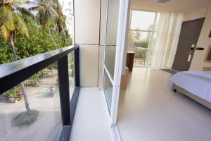 Aqua Luna Dhangethi