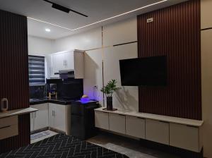 Sea Garden Suites V3 Bingag