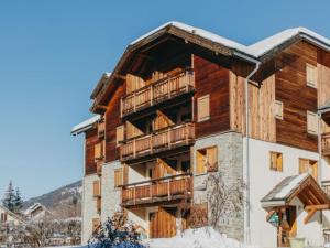 Appartement lumineux, accès jardin, proche pistes, parking privé - FR-1-358-313