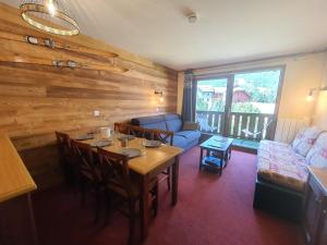 Appartement cosy 3 pièces · Proche pistes · Parking couvert · Wifi - FR-1-358-284