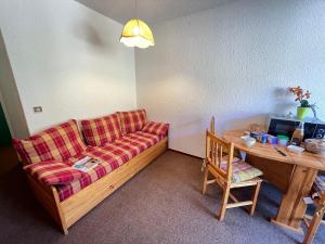 Studio 4 pers confort avec balcon proche remontées - FR-1-358-297