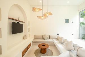 Brand New 2br Uluwatu villa 2 mins to beach