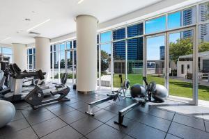 Stylish Ocean view 2BR Apartment at Hilton