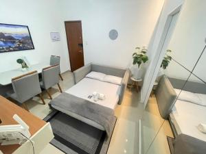 Beautiful Copacabana Beach House na Quadra da Praia
