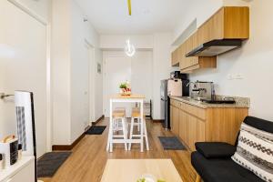 CoZ studio near MAKATI CBD MOA NAIA