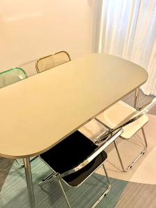 Hapjeong 2BR, 5 minutes from Hapjeong Station, 2 rooms, 3 queen beds, 6 people,Netflix, self check-in