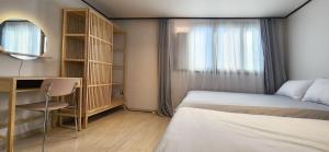 빠레트 White Linen House