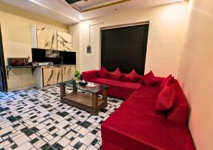 Hayat Lodges & Hotel