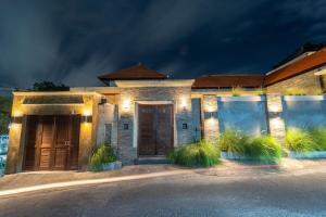 Luxurious Uluwatu Escape 2BR Villa with Pool