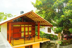 Nine Arch Wood Cabin