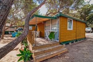 Bungalow Confort (4 Adults) room in Camping Cala Nova
