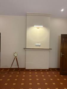 Rustic Ultra-Spacious 4BHK w Parking and Garden