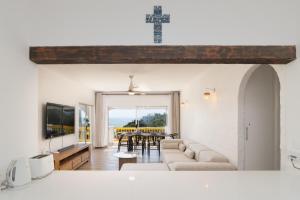 Santorini Kallisti 12