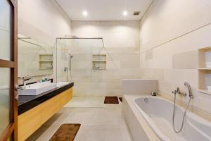 Villa Manise 2 Canggu by HONEST