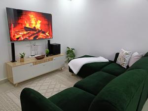 Naivegas-Staycation by Winnie-1 bedrooms