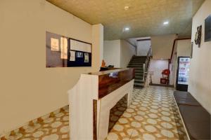 Hotel O The Royals Inn