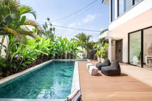 Fabulous 3 Br Villa enclosed liv to Berawa Beach