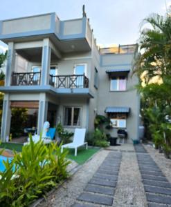 Villa Pacifique, maison spacieuse meublée, logement entier,piscine privee