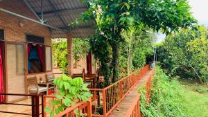 Nhà Nghỉ Vượn Hót