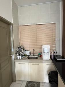 AYAAN ELITE HOME at Quintet Apartment with free parking & Ps4 Gaming and Netflix