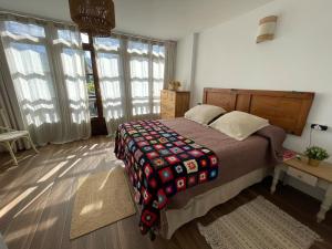 Casa de piedra reformada, playa Poo, Llanes