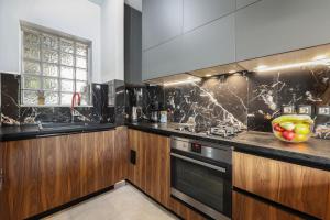 Villa Cicada Chania, steps from the beach, Car included