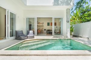 Graceful 1 BR villa with private pool and rooftop