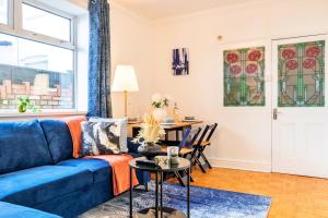 LongStay Whitchurch Rd 4BR House with Parking and fast Wifi