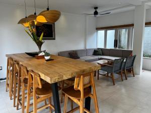 Spacious villa with big pool