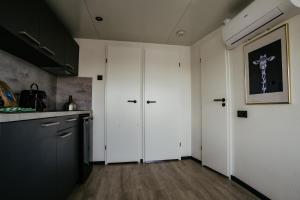 Houseboat Plus Uitgeest
