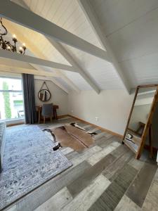 Stay At Nantes