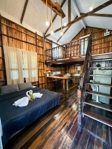 Baanraipoonwana Baanboonmak