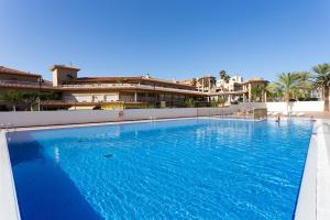 Home2Book Bright Apt. with Pool Los Cristianos