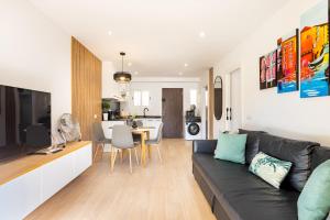 Home2Book Bright Apt. with Pool Los Cristianos