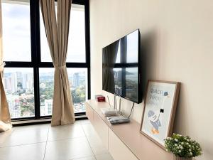 Urban Seaview, City view, New 3BR 6pax, Jelutong