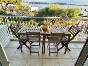 T2 Vue mer Centre Bandol