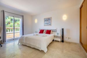 Villa Lago with stunning view of the lake