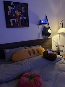 Brown House - 102 Nguyễn Khang - Amoureux Homestays