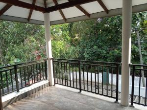 Whispering Waves Villa