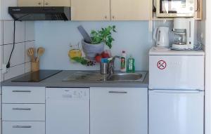 Lovely Apartment In Zivogosce With Sea View