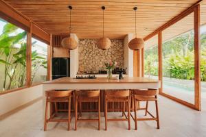 Villa Lexi Bingin - Luxury Two-Bedroom Villa with Pool and Sauna