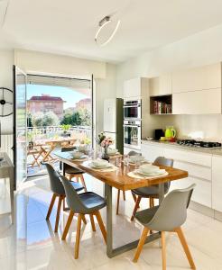 Dimora Concept - Casa Efe-Terrace and free parking