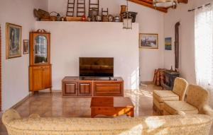 Amazing Home In Solarino