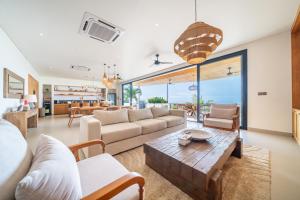 Casa Daria Sofia - Oceanview Luxury 4BR Villa
