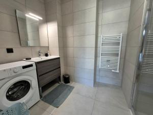 Charmant 2P Centre, Balcon & Parking